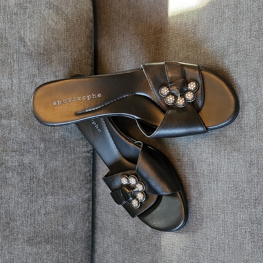 Apostrophe Audra Black Heeled Sandals, size 10